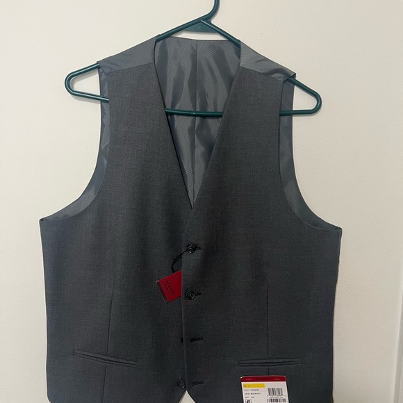ALFANI medium gray Mens slim fit stretch solid suit Jacket, vest and pants - Picture 5 of 9